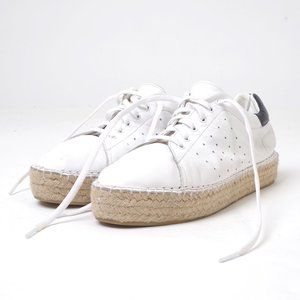 Andre Assous Handmade in Spain Sneakers